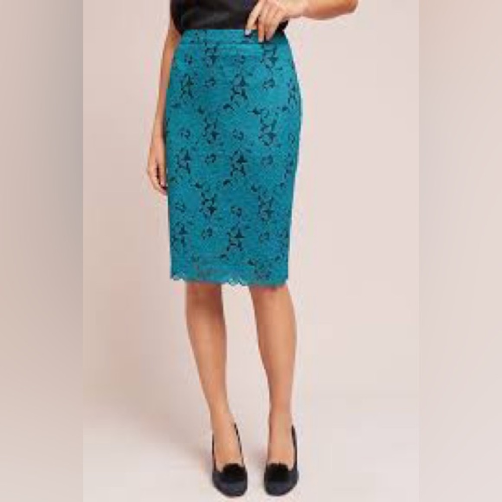 Anthro HD in París 2P Anissa Lace Pencil Skirt